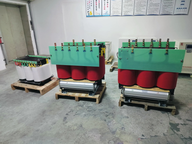 江山KS11-1000KVA矿用变压器